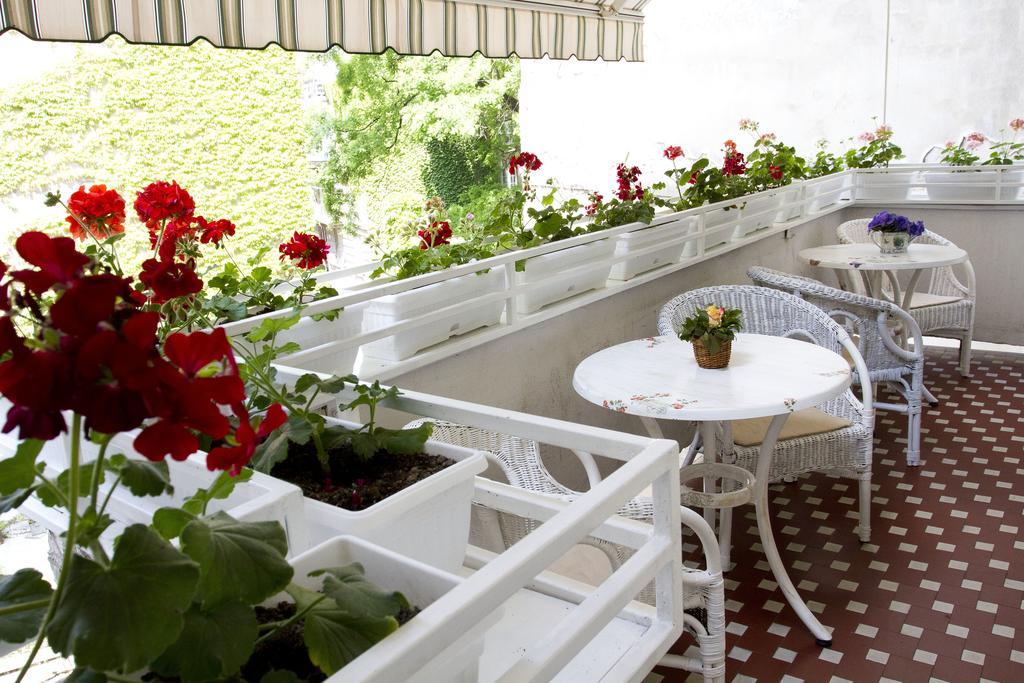 Hostel Beogradjanka Ngoại thất bức ảnh