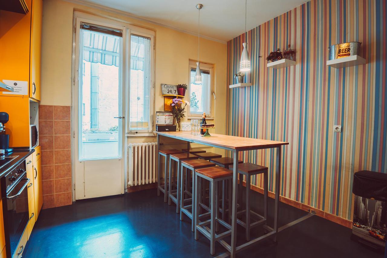 Hostel Beogradjanka Ngoại thất bức ảnh