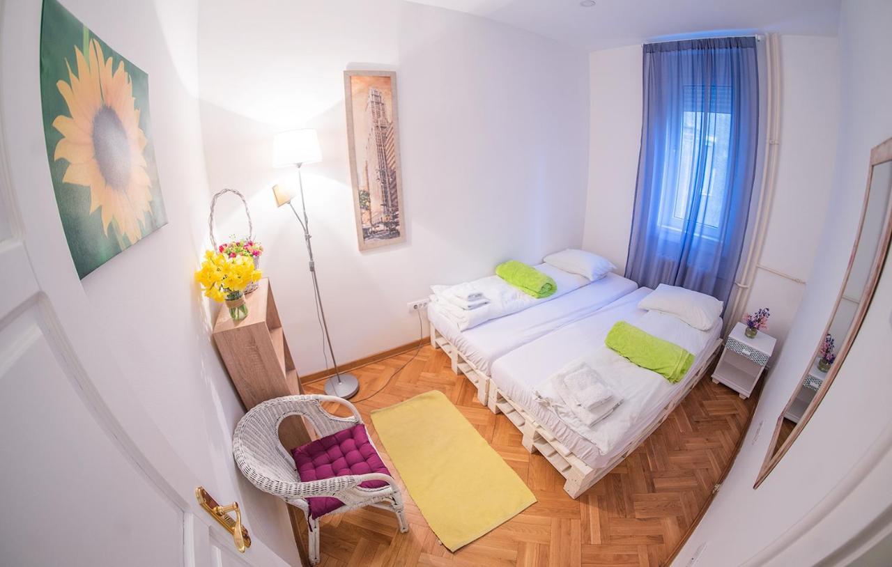 Hostel Beogradjanka Ngoại thất bức ảnh