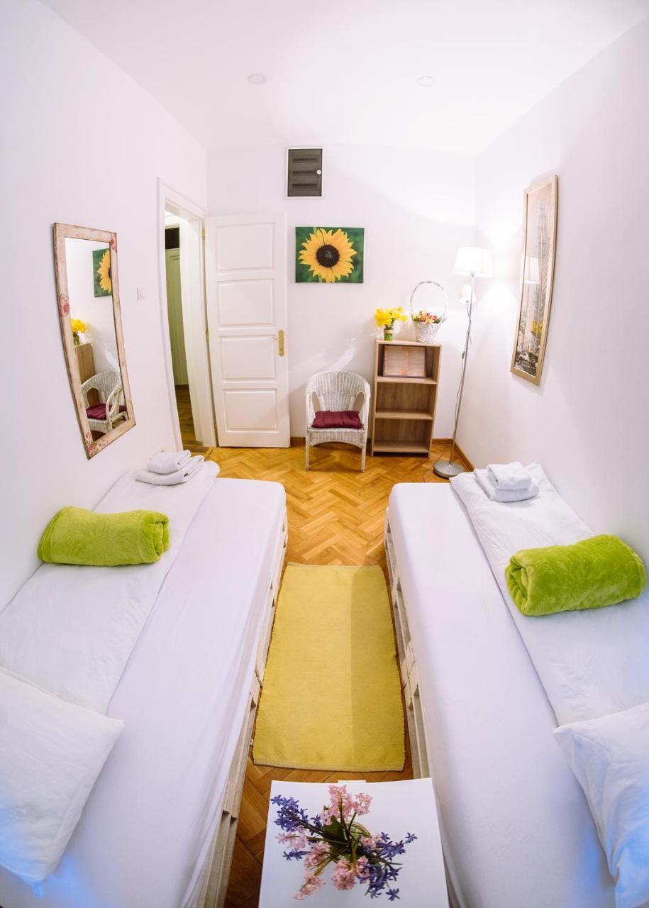 Hostel Beogradjanka Ngoại thất bức ảnh